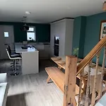Brand New Stylish Converted Coach House In Cardiff