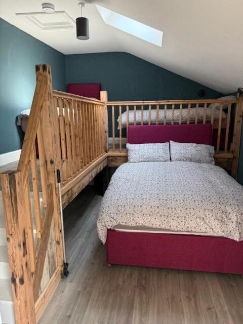 Brand New Stylish Converted Coach House In